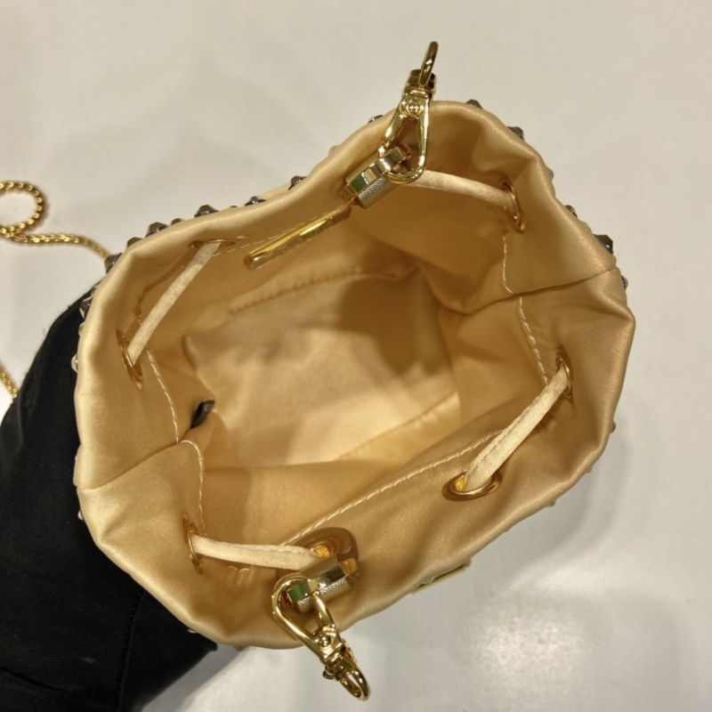 Pra*a bucket bags